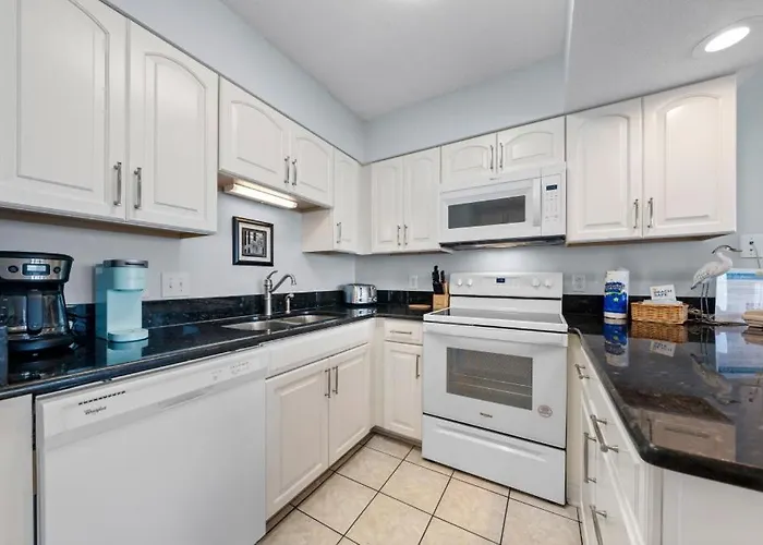 Apartment Boardwalk 984 By Youngs Suncoast